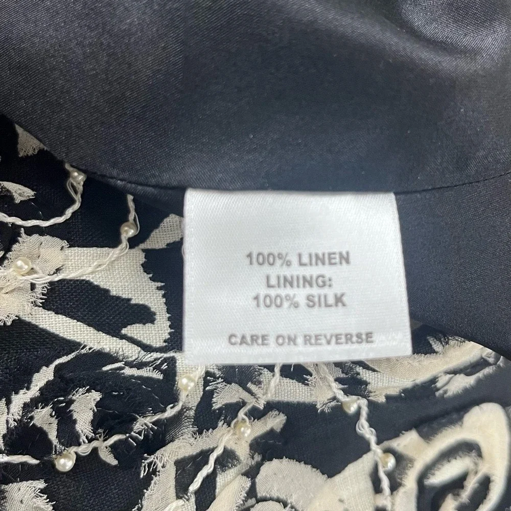 St. John Couture Black & Cream Linen Silk‎ Lined Skirt, Size 10